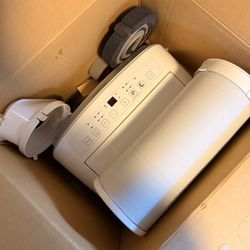 Insignia portable Air Conditioning Unit