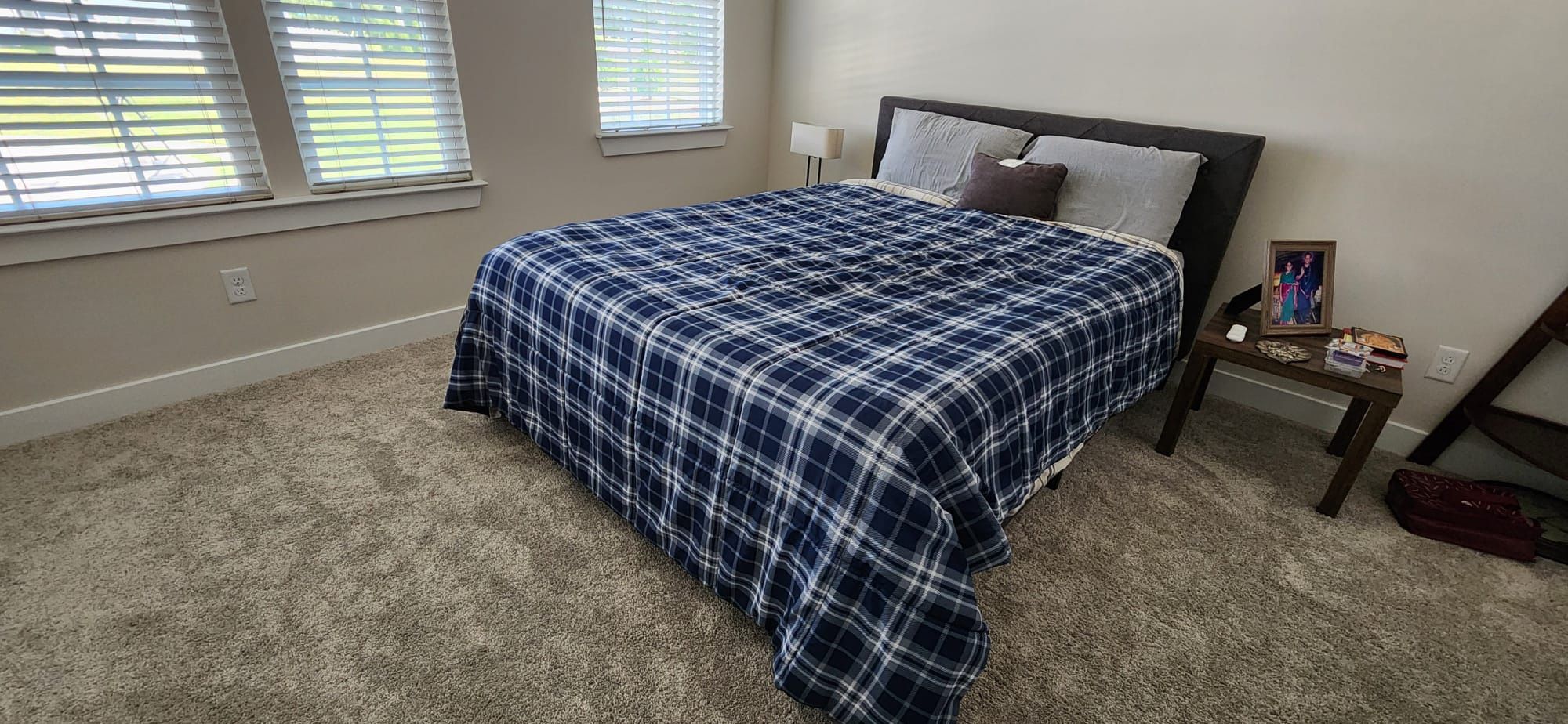 Full Size Bed Frame With Mattress
