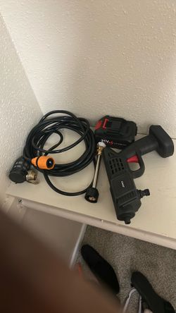 Portable power washer battery powered