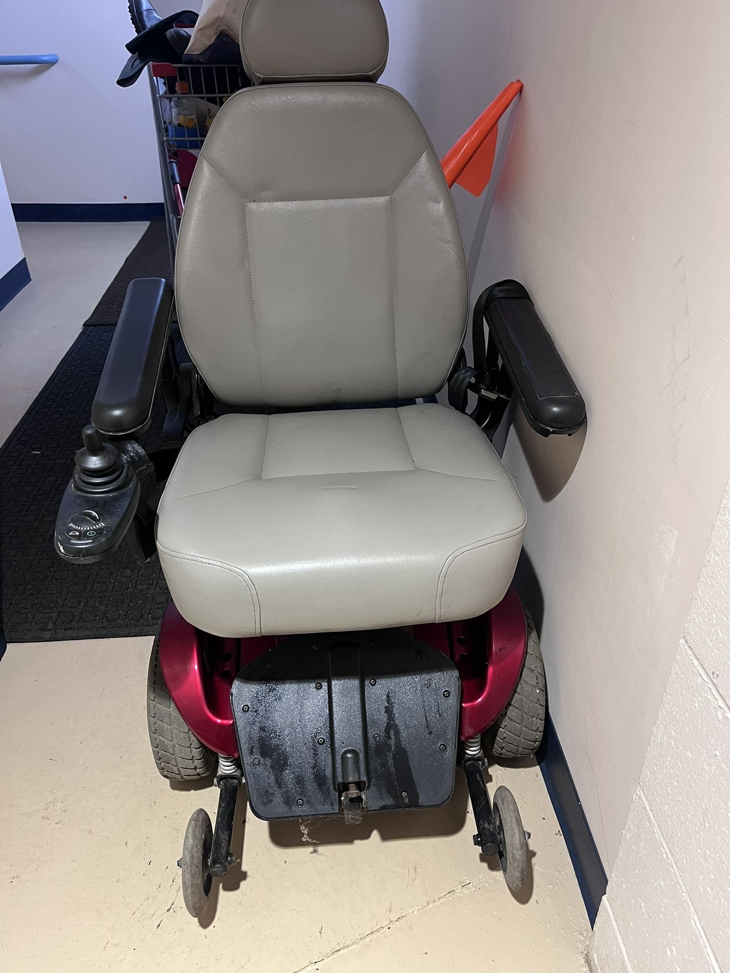 Electric Wheelchair/scooter