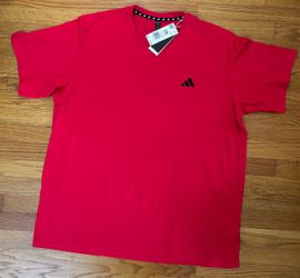 Adidas Aeroready Tee Men’s 2XL Red Round Neck Logo Tshirt Athletic Shirt New