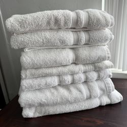 Lot of 7 Large Bath Towels White Excellent Condition 