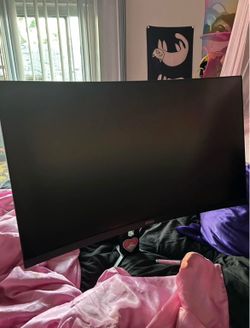 MSI curved monitor