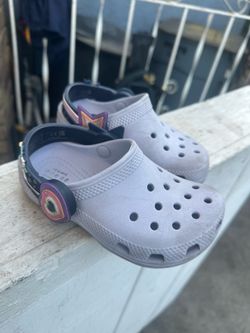 Crocs for toddlers size 9