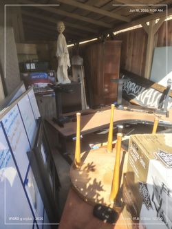 Everything must go