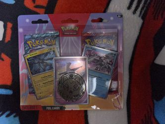 Pokemon 3 Foil Cards Latios Zekrom & Palkia. Metallic Coin & 2 Booster Packs.
