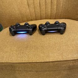 Ps4 Controllers $25 Each 