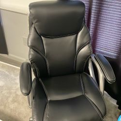 Executive Office Chair