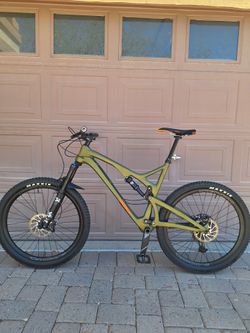 DIAMONDBACK RELEASE 27.5 INCH SETUP TUBELESS FULL SUSPENSION CARBON ( CHECK MY OTHER BIKES)