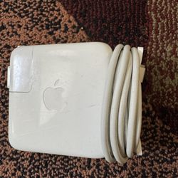 OEM Apple MacBook Power AC adapter charger magSafe 45 w