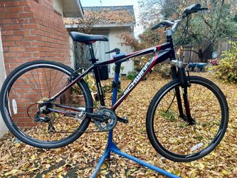 Schwinn Aluminum Hybrid Bike