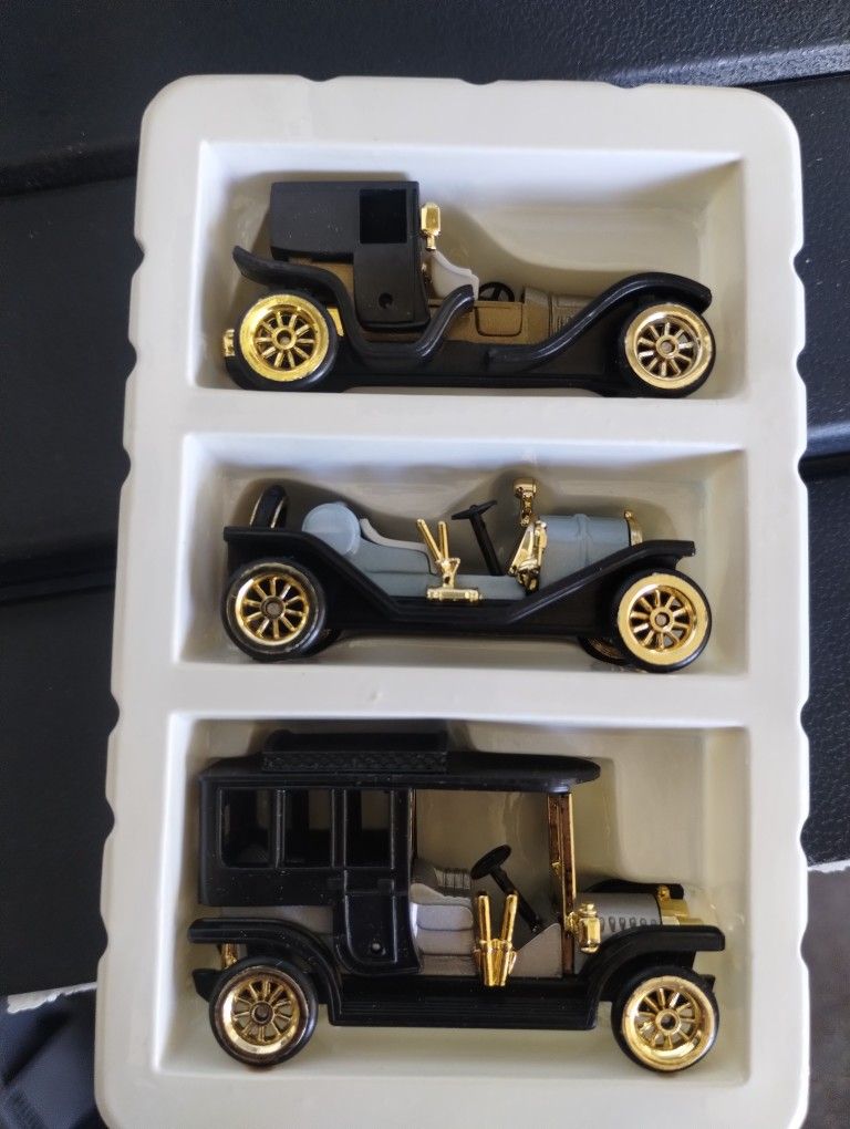 Highspeed Diecast Vintage Car Set
