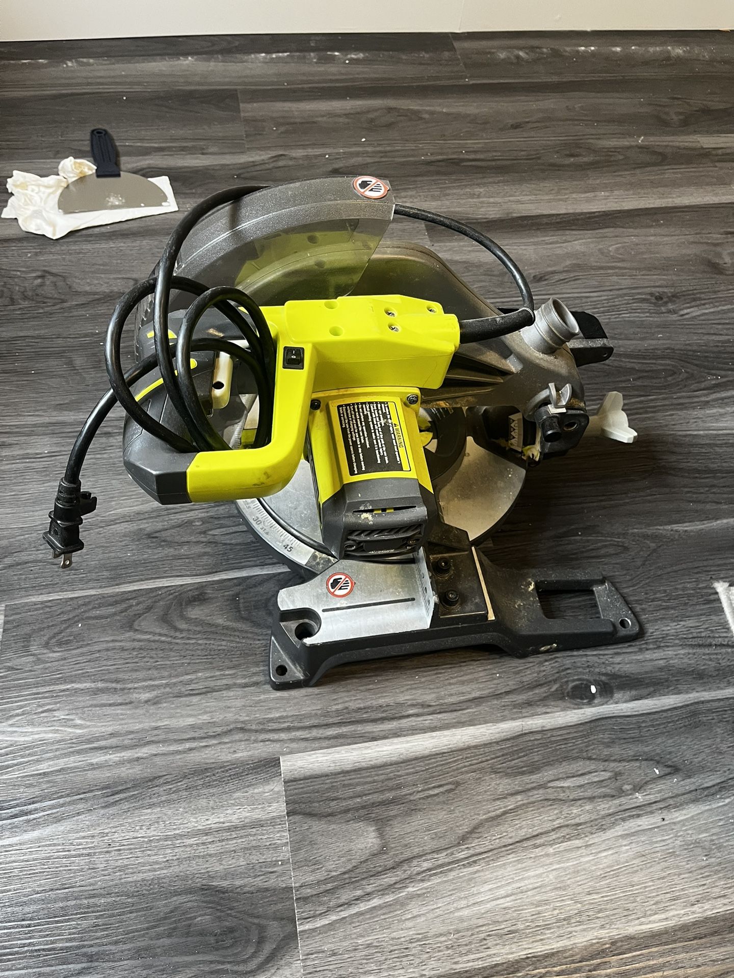 Ryobi 10 Chop Saw- Single bevel