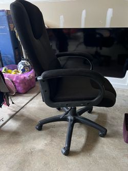 Comfortable office chair!