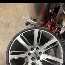  silverado /tahoe denali 24” wheels