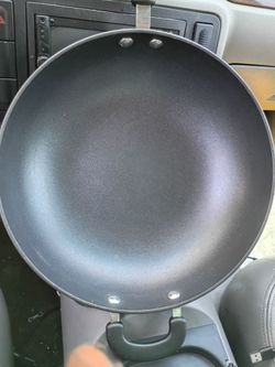 Skillet "The Pampered Chef" 12"