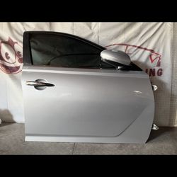 2019-2020-2021-2022-2023 Nissan Altima Right Front Door INSURANCE QUALITY