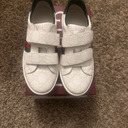 Kids AUTHENTIC Guccis Shoes 