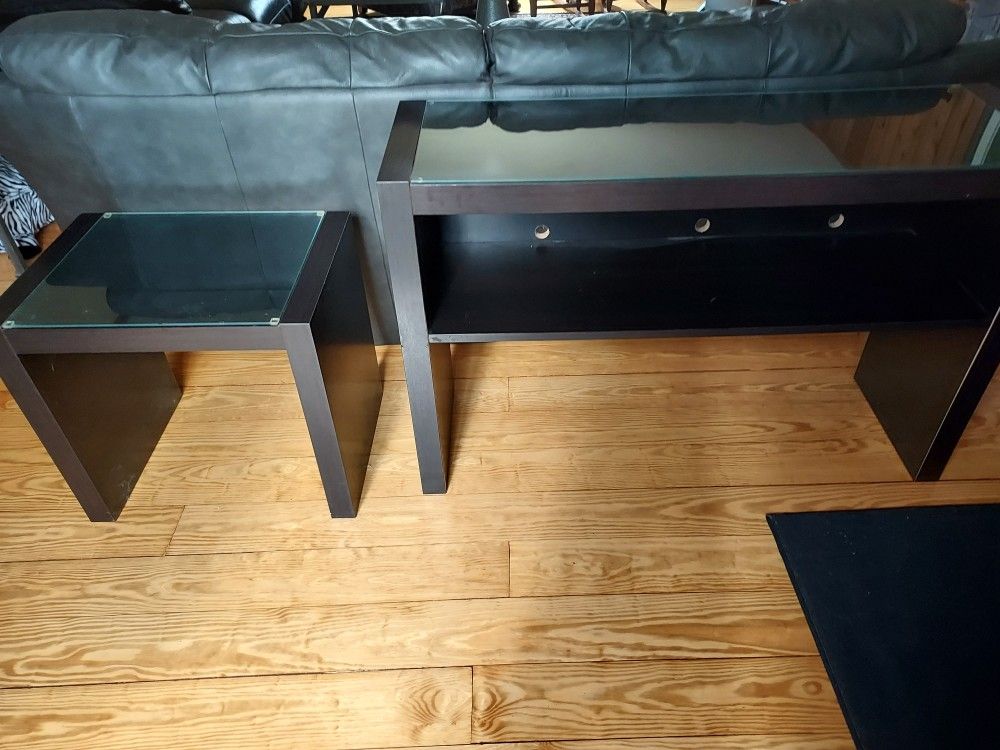 3 Tables Great For College Room Or Apt