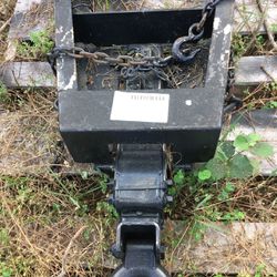 Pintle hitch trailer tongues