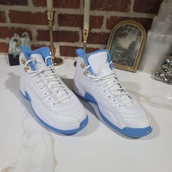Jordan 12 Retro University Blue size 7