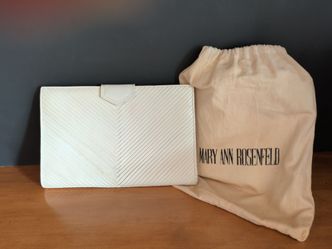 White clutch