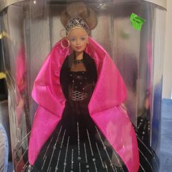 1998 Holiday Barbie
