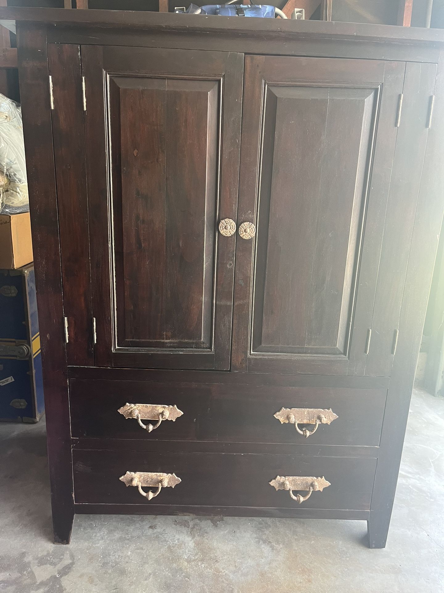 Armoire Cabinet