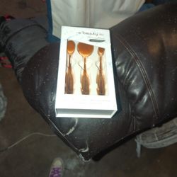 My I Beauty Tool Mermade Brush 