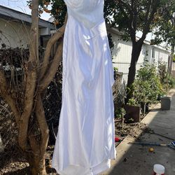 Wedding Dress.  Saze.  6.   Make You Pretty More