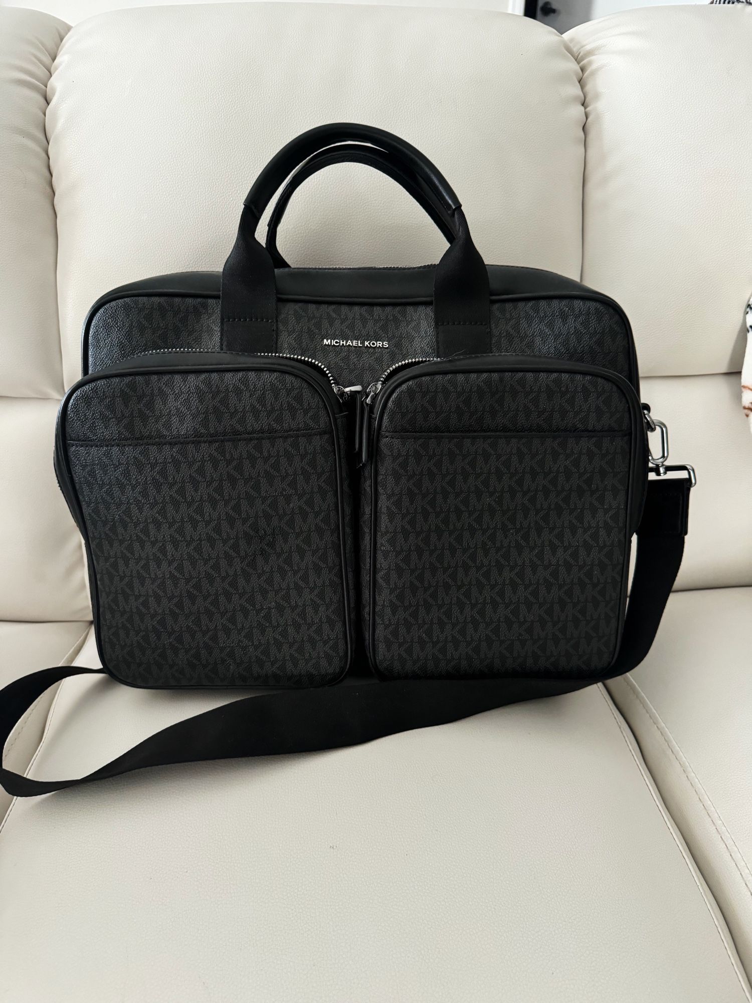 Michael Kors Mens Messenger Bag