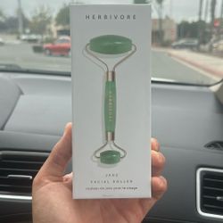 Jade face Roller 