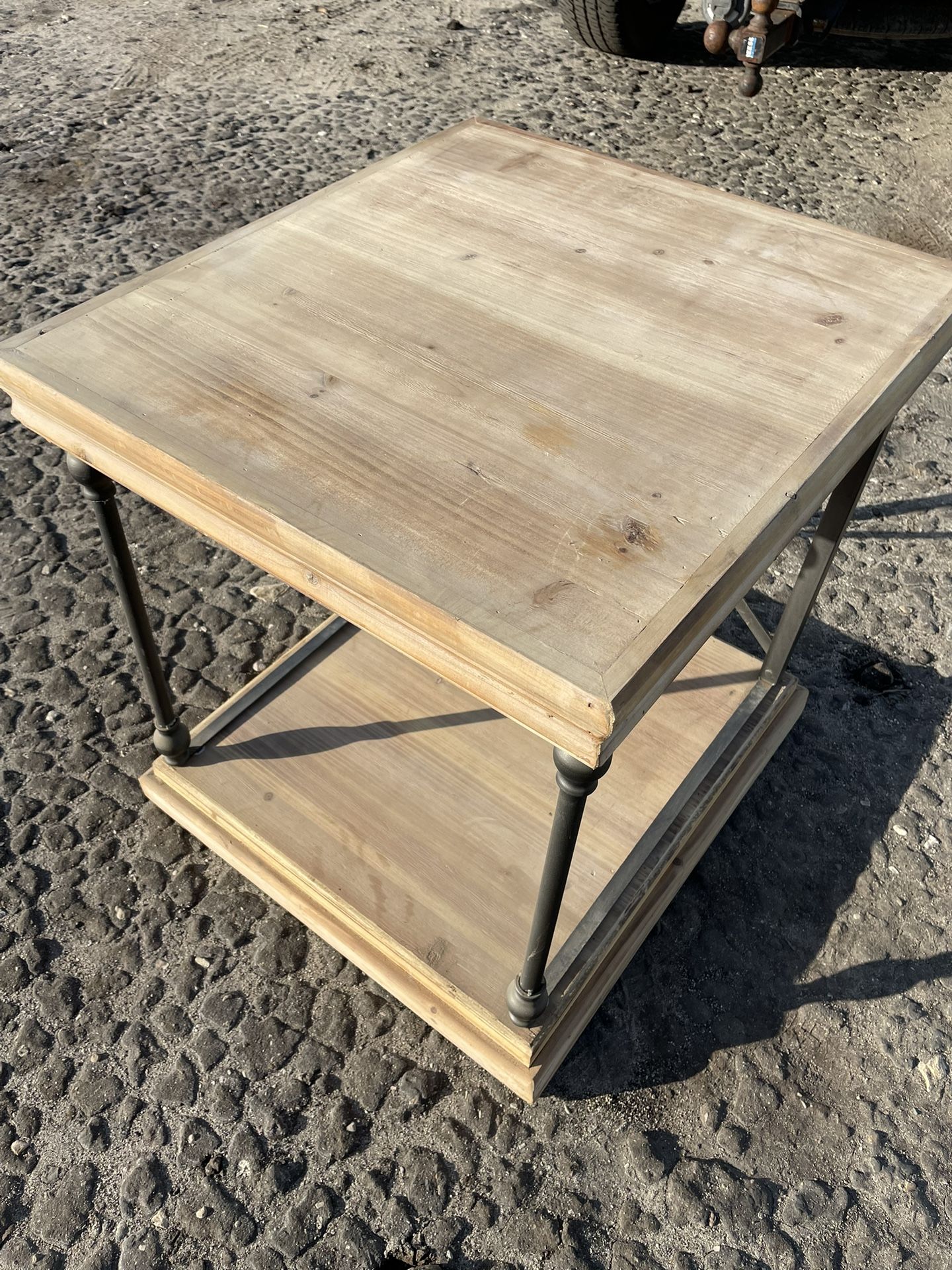 Nightstand/End Table