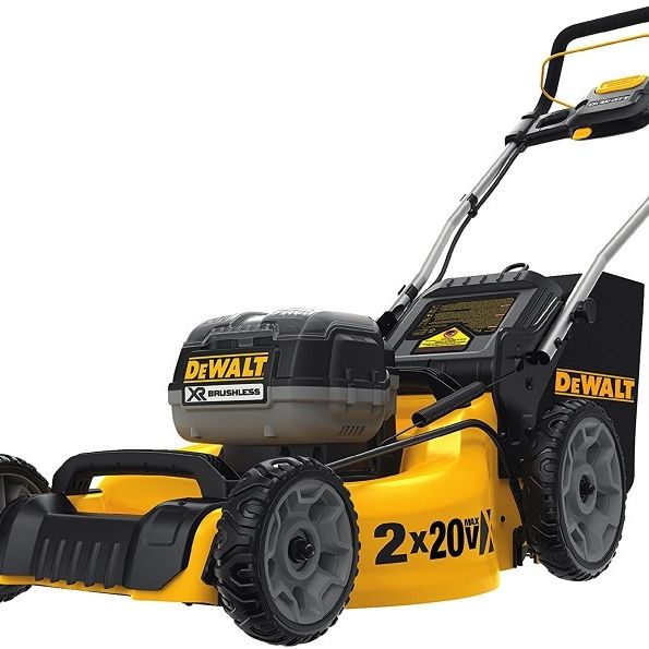 DEWALT 20V MAX Lawn Mower, 3-in-1 (DCMW220X2)