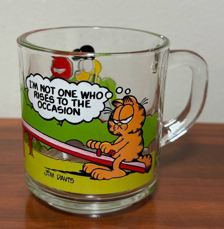 Vintage 80s Collectible Garfield Glass Mug McDonalds Promotional Item Im Not One Who Rises To The Occasion