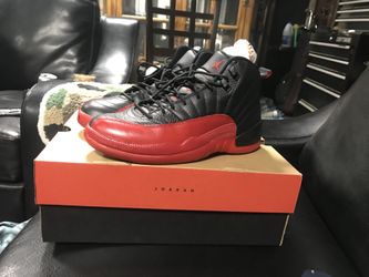 Jordan flu game 12’s size 9