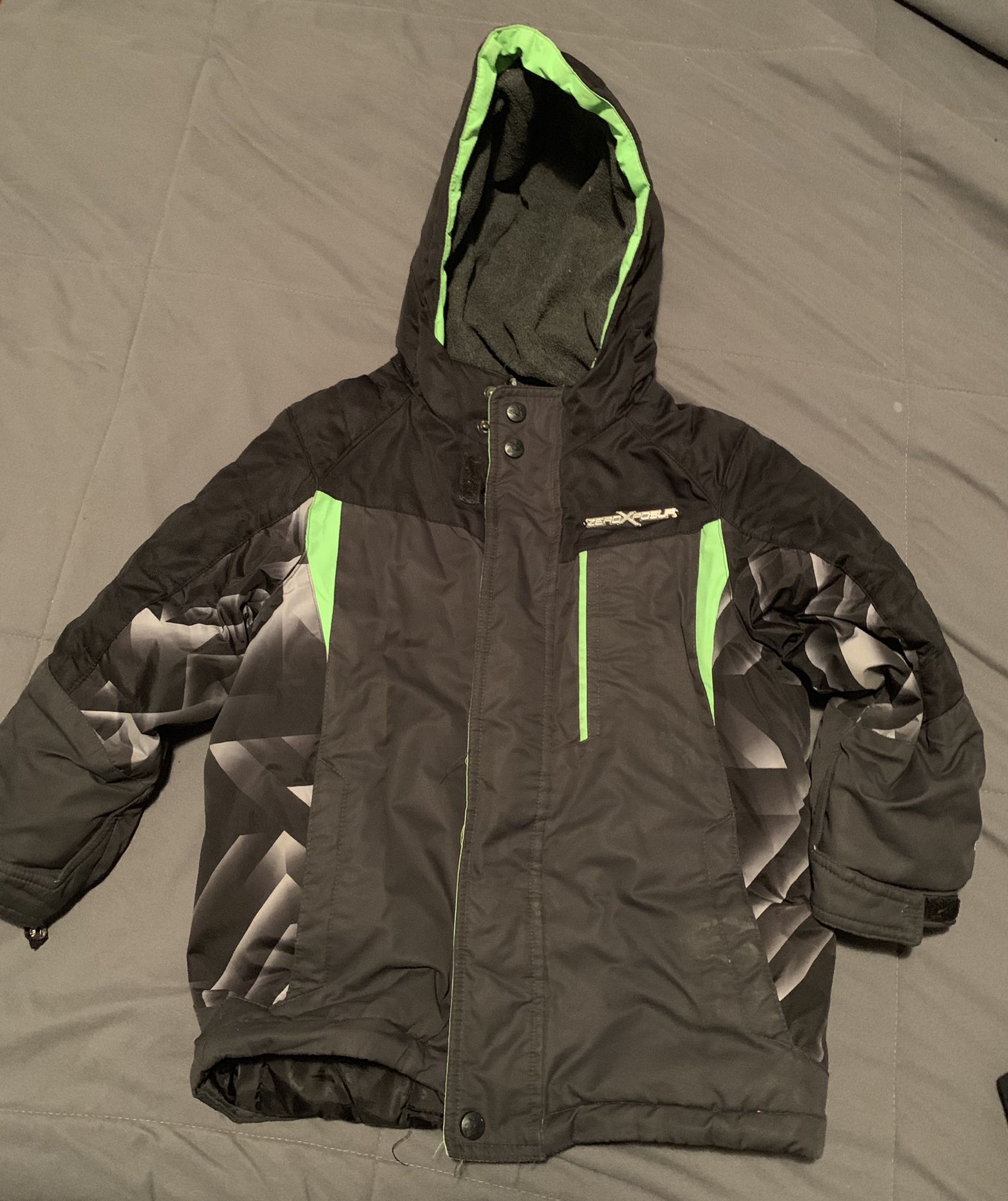 Zero exposure boys coat 5/6