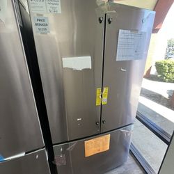 INVENTORY CLEARANCE! Now Only $1100! GE Counter Depth Refrigerator
