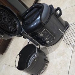 Ninja Foodi OP401 8qt Multi Cooker, Pressure Cooker Air Fryer