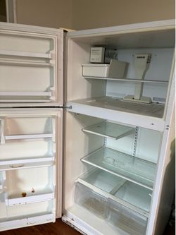 Roper full sized refrigerator