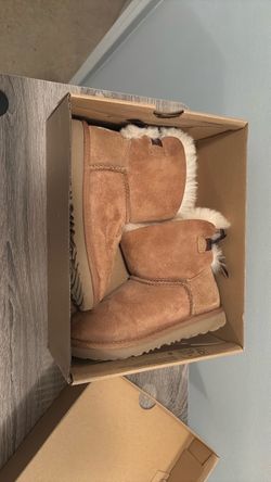 brand new uggs