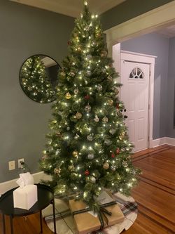 8ft Pre-Lit Christmas Tree