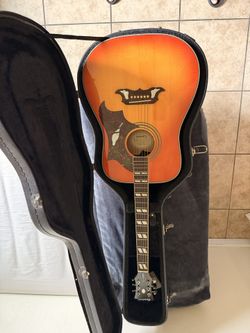 Dove Acoustic Guitar