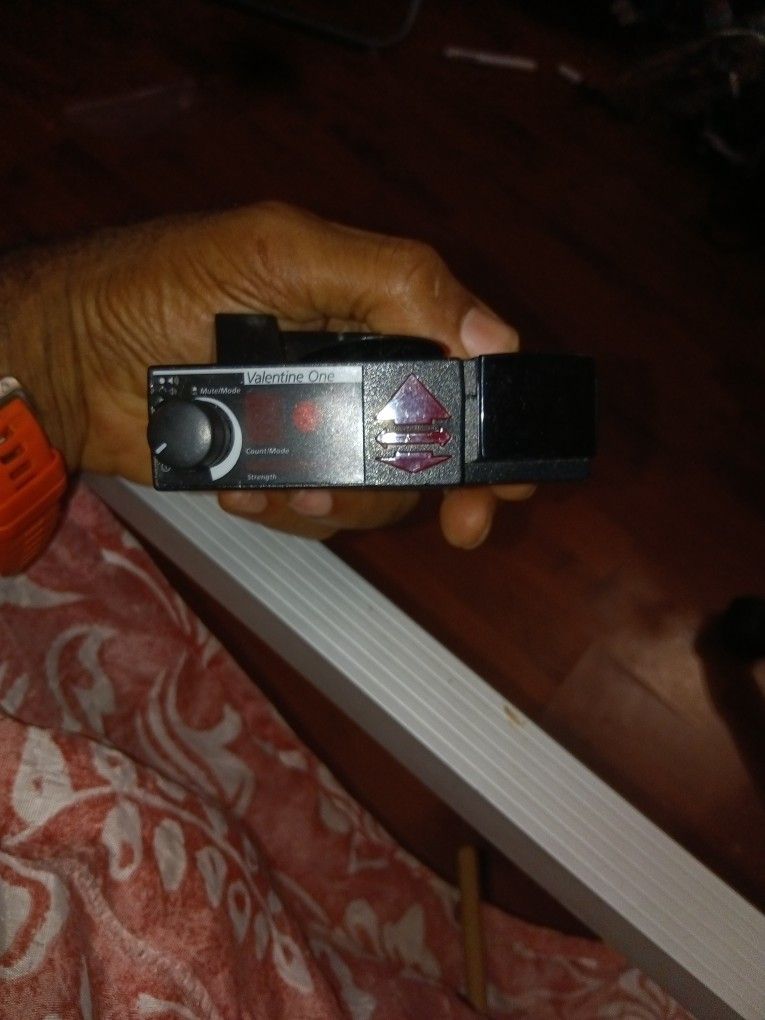 Valentine One Generation One Radar Detector