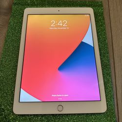 IPad 6th Generation (32gb) Rosegold WIFI‼️