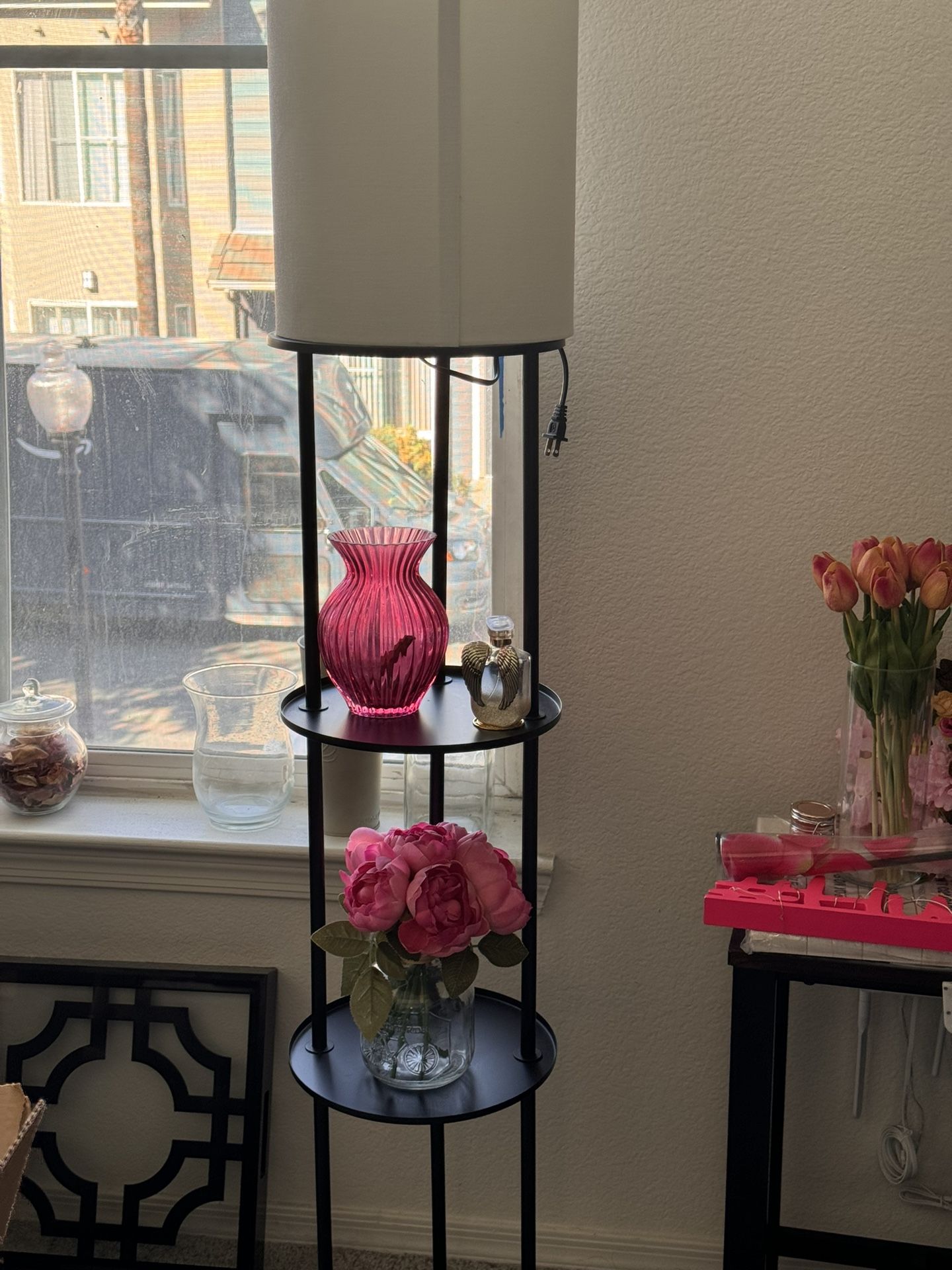 Floor lamp With Shelves
