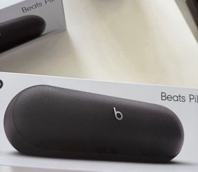 Beats pill  black