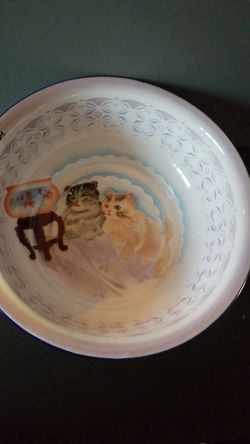 Vintage Reservoir enamelware wash basin