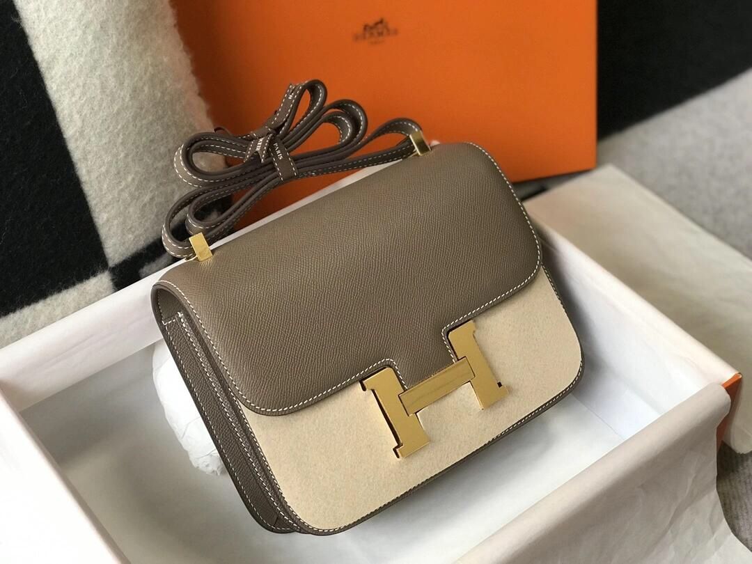 Ladies Grey Hermes Constance 18 Shoulder Bag Used