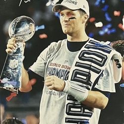 Tom Brady Signed 8 By 10